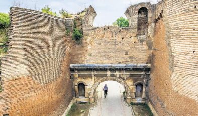 Dört taçlı kent: İznik