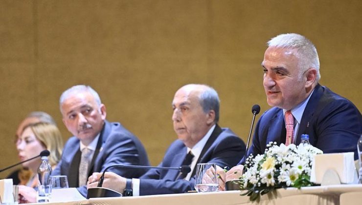 Bakan Ersoy: Turizmin 12 aya yayılması lazım