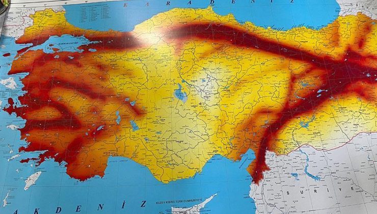 Prof. Dr. Över’den rahatlatan açıklama! ‘Kentte büyük bir deprem beklemiyoruz’