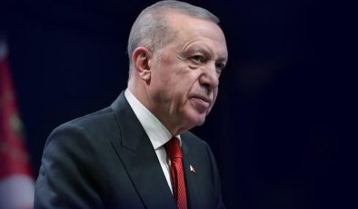 Cumhurbaşkanı Erdoğan: Şehir eşkıyalarına nefes aldırmayacağız