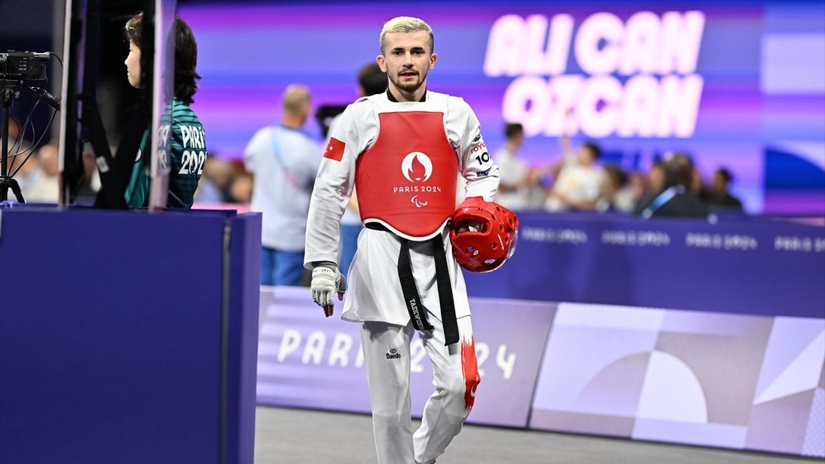 Ali Can Özcan, gümüş madalya kazandı