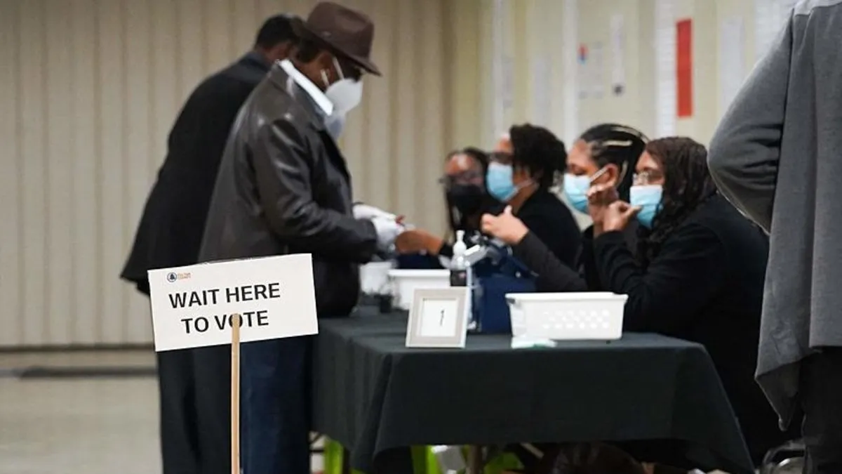 ABD başkanlık seçiminde ilk oy verme işlemi başladı