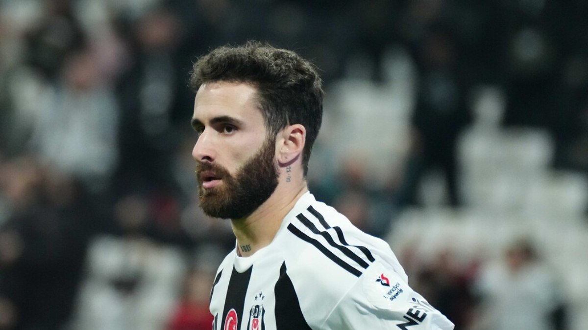 Beşiktaş’ta Rafa Silva dışında herkes satılık