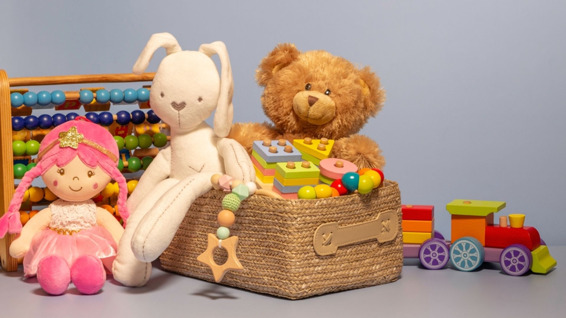 Oyuncak alırken nelere dikkat etmeliyiz?