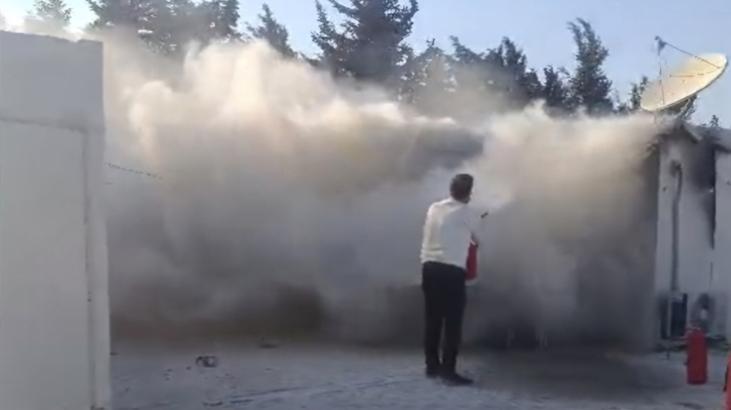 Hatay’da depremzede konteyneri bir anda alev aldı