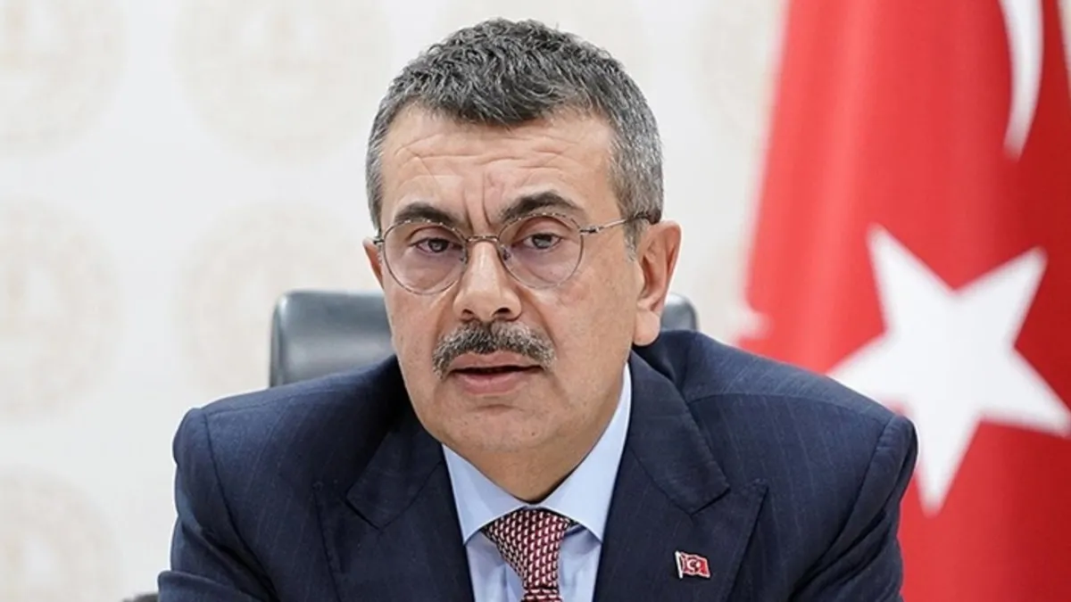 Bakan Tekin’den kazada hayatını kaybeden öğretmenler için taziye mesajı