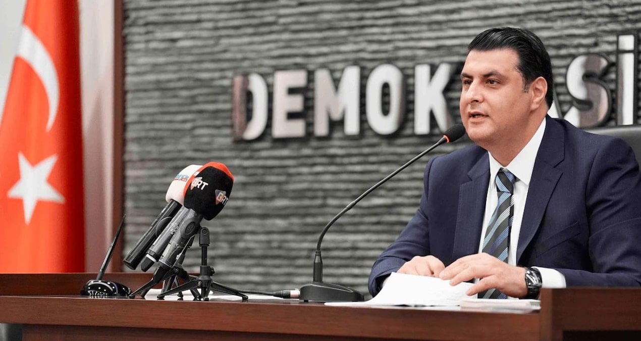 İmamoğlu’nun tutuklanmasına sessiz kalmıştı CHP’den istifa etti… 5 meclis üyesi de partiden ihraç edilecek